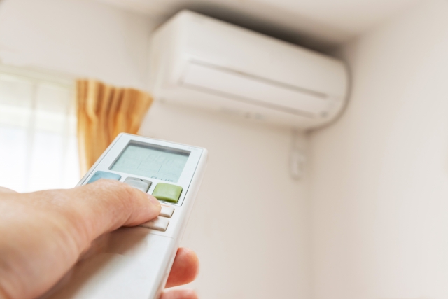 空室対策「エアコン設置」夏の暑い季節と健康被害対策に必須
