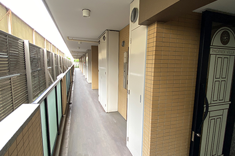 禁煙者がいる物件は、臭いが共用部や近隣の部屋にも広がり、受動喫煙の原因にもなり、非喫煙者にストレスを与え、入居者同士のトラブルや退去につながるケースも少なくありません。